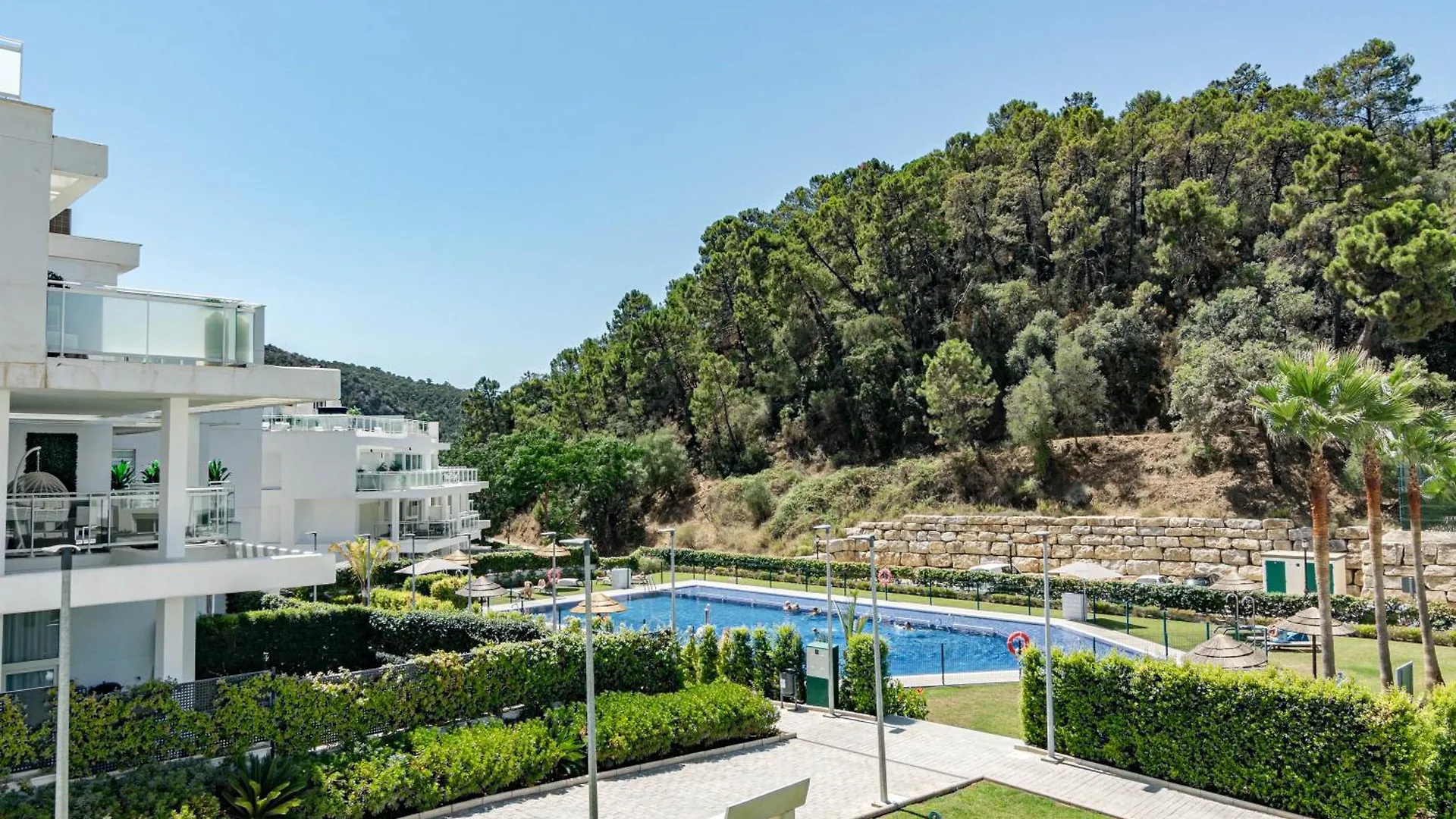 Modern 3 Bedroom Retreat In Benahavís